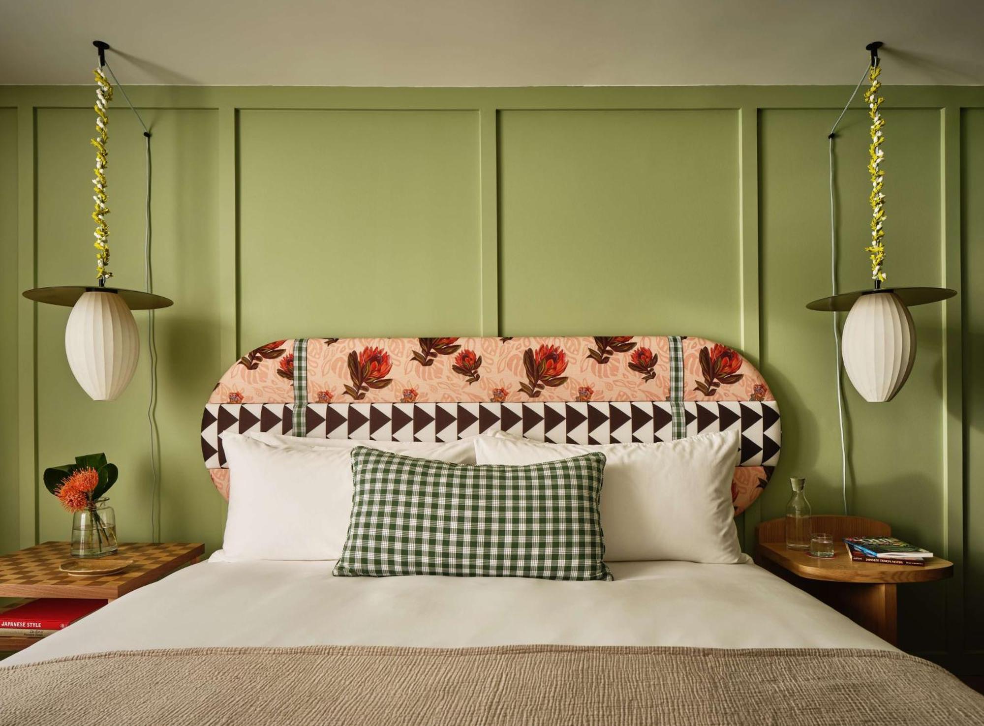Wayfinder Waikiki - Voted Top 10 Best Hotels In Hawaii! Honolulu Exterior foto